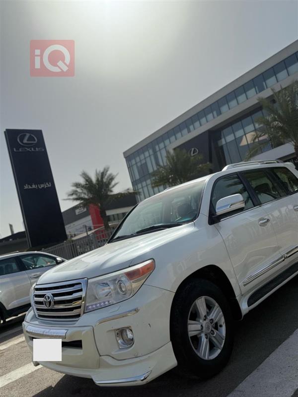 تويوتا لاندكروزر 2014 للبيع في العراق - بغداد